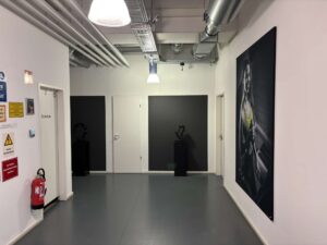 Floor Area / Entrance