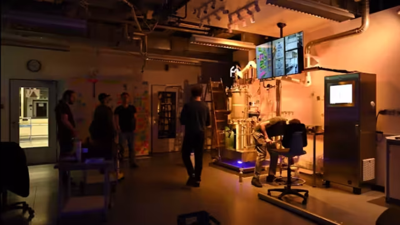 18ad2e77eed566f275f766f5e7e699b69179517a