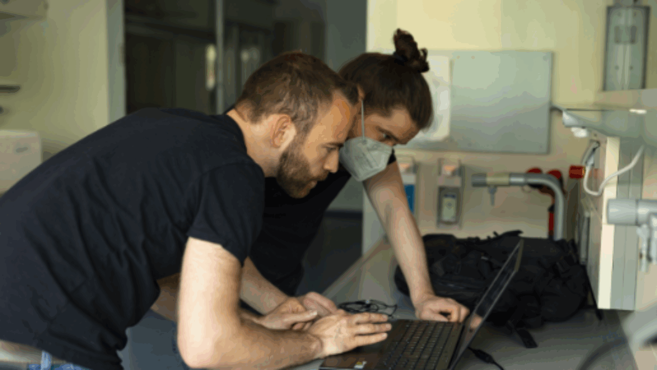 3adac52332f2548543d9f2d207985cfaa60e5b1e