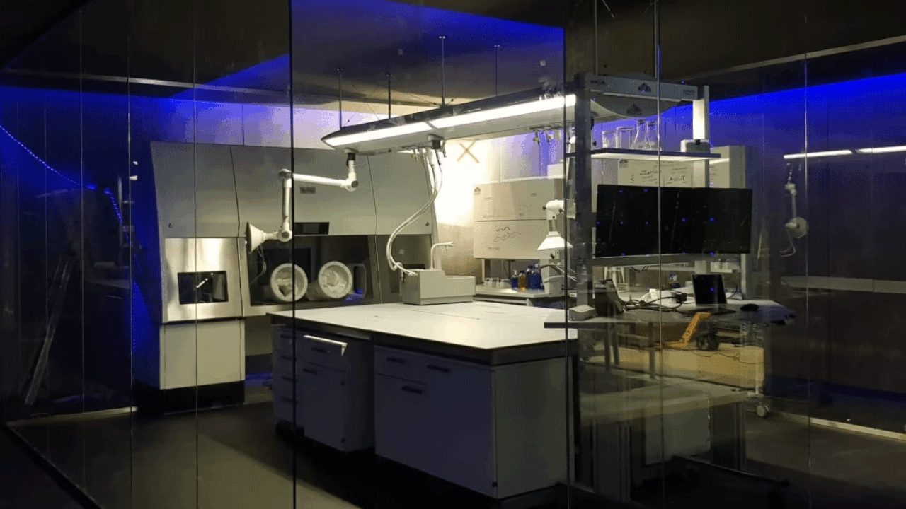 61715d0d0bf469e88b61770b_netflix-lab-03-cropped-1024x650