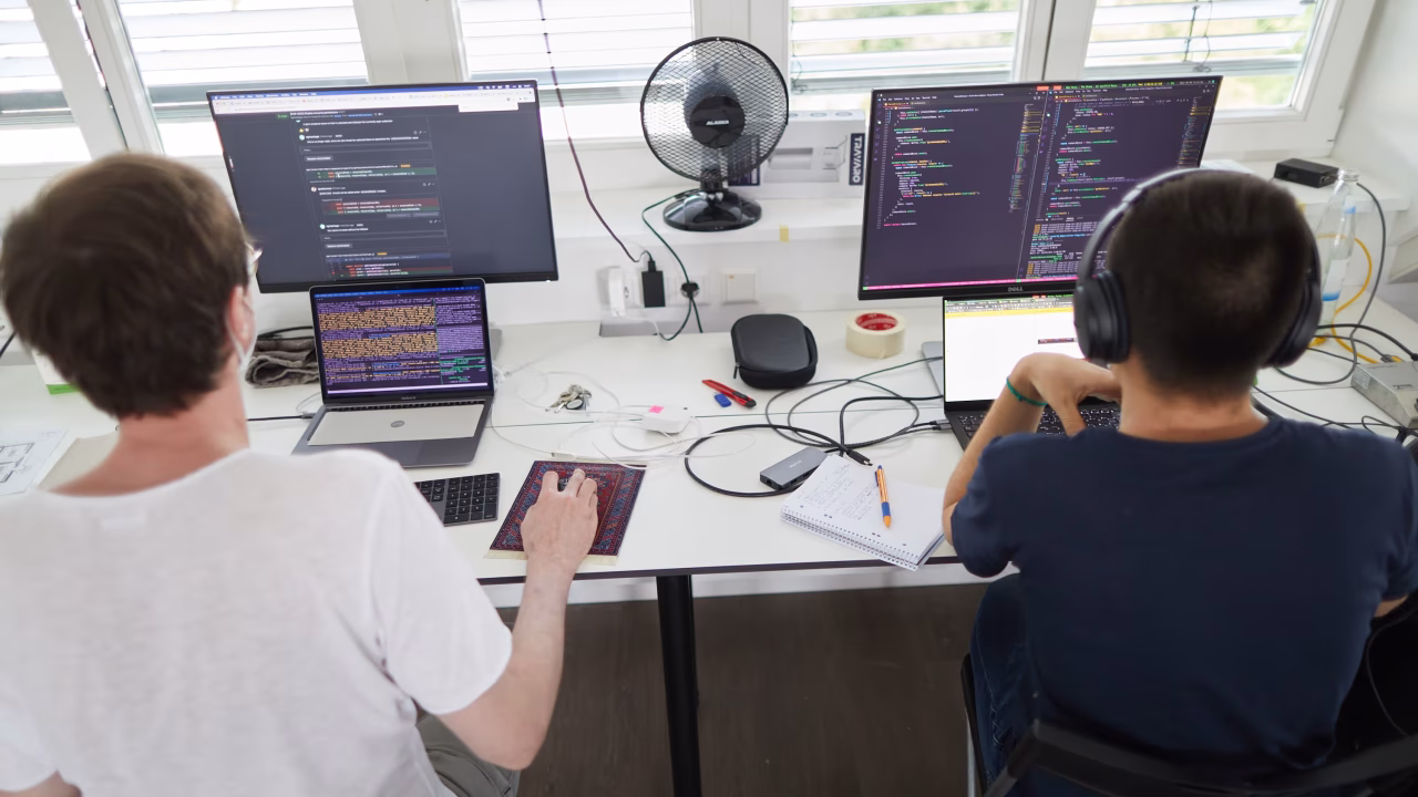 61828c0402bf58474bc53da7_H57A4724