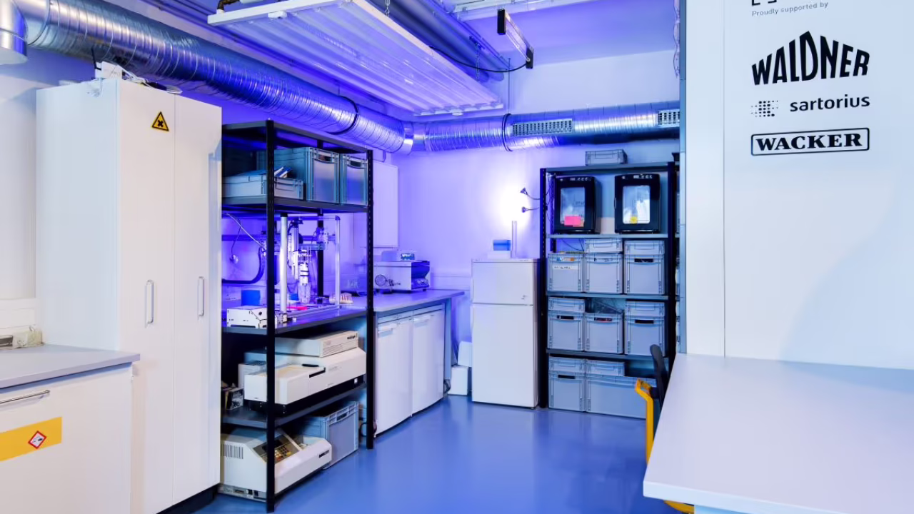 618f196be45718642549372d_BioKitchen-machines_small