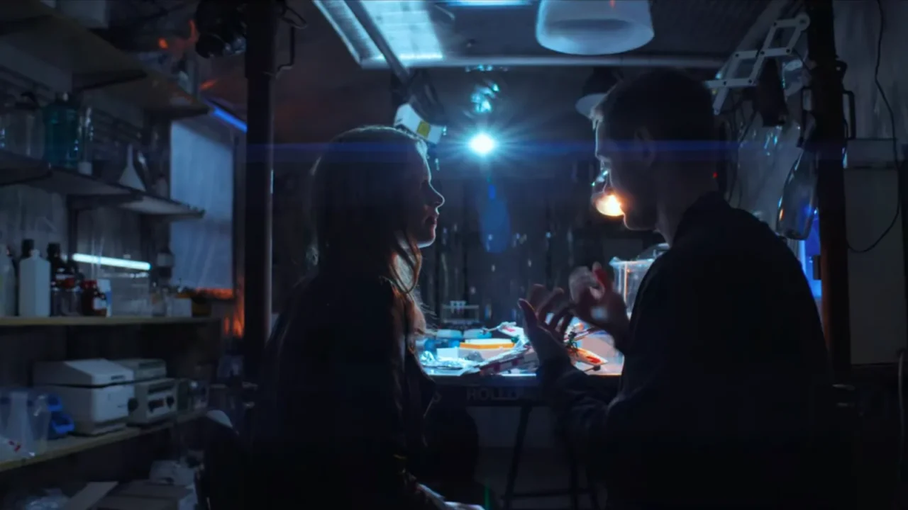 619fea22d9a32327af751520_Picture1-p-1600