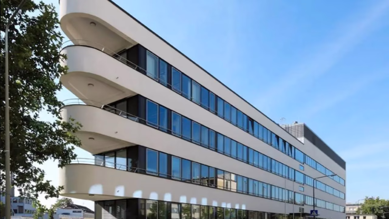 62f284c8f80b5ca1c43a8604_SLA_Formo_Building