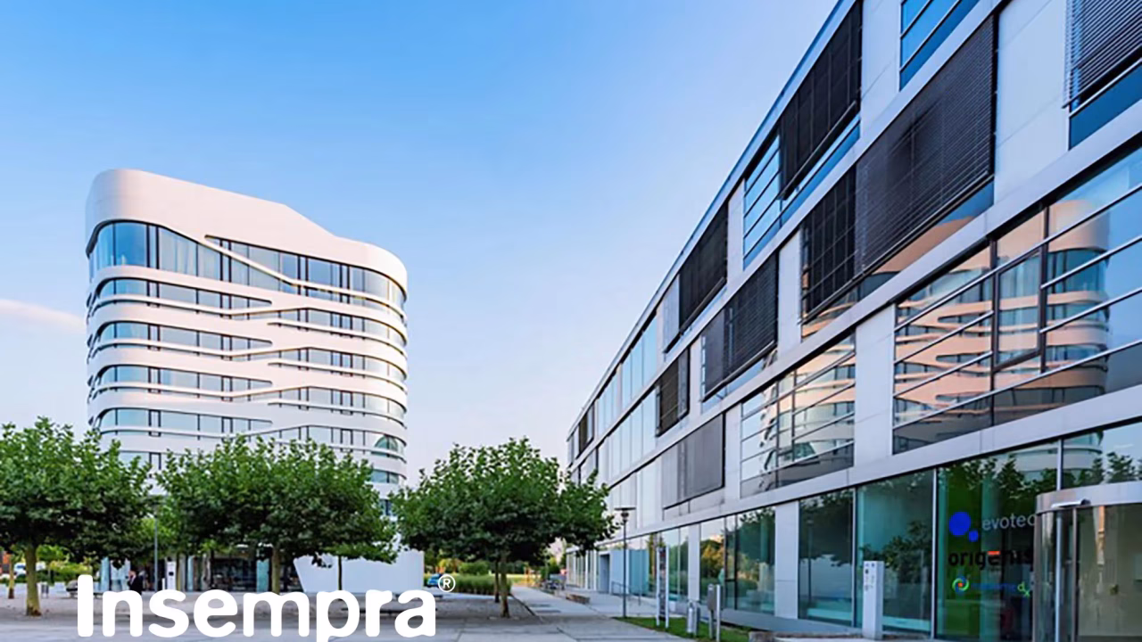 645b5e2a9de175fa301eaf25_IZB_building with logo