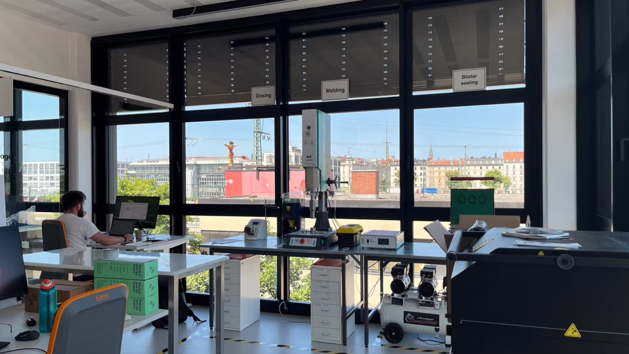 64c91637f9378691ebf8ae74_ME