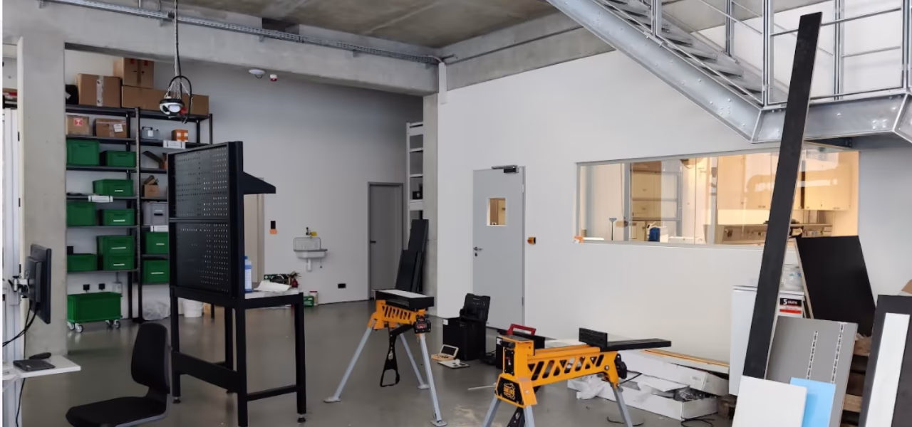 65d76238b9d9e613e2ef1a1b_slide3