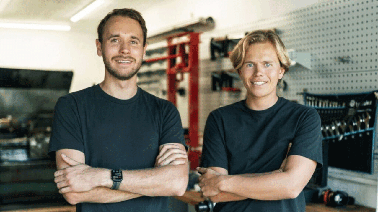 68ad9319ed0a3f5e66348ccc_Team-with-logo-e1761229432817-1024x605